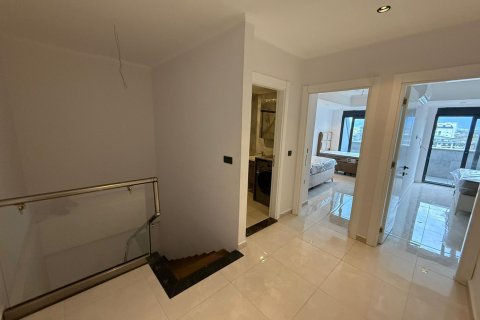2+1 Lejlighed  i Mahmutlar, Antalya, Tyrkiet Nr. 221559 - 8