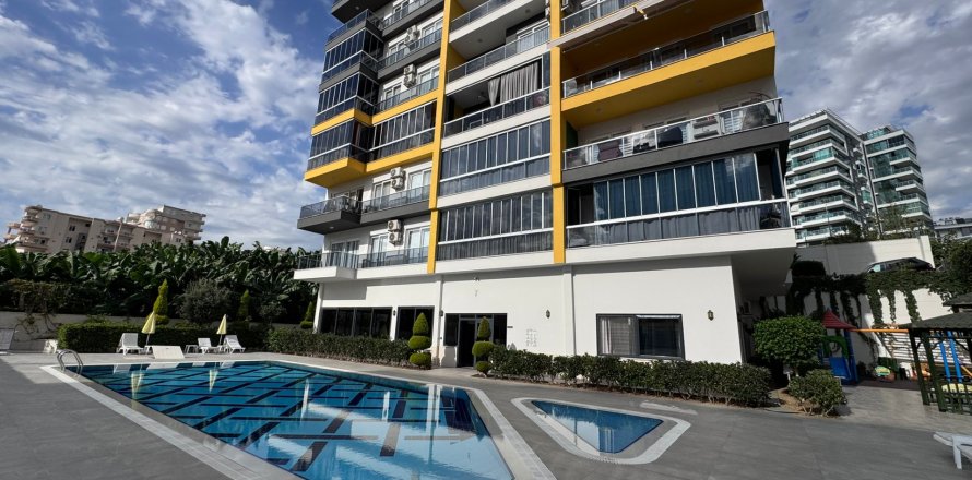 4+1 Apartment in Mahmutlar, Antalya, Turkey No. 223198