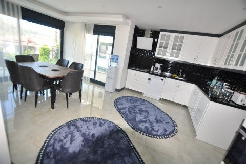6+2 Villa in Kargicak, Alanya, Antalya, Türkei Nr. 117915 - 24