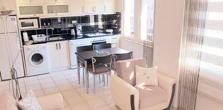 Квартира  1+1 в Аланье, Анталья, Турция №134454