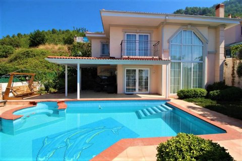 Villa  4+1  Alanya, Antalya, Türkiye №149620