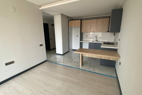 Продажа квартиры в Мерсине, Турция 2+1, 90м2, №139392 – фото 3
