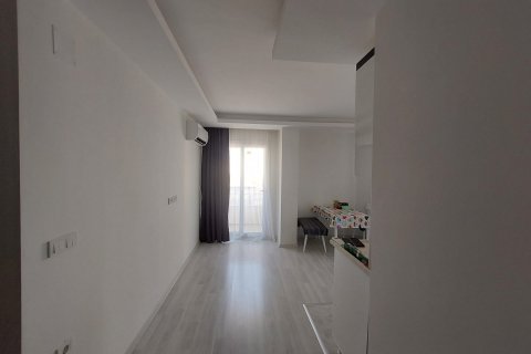 Daire 1+1 Mersin, Türkiye №135282 - 4