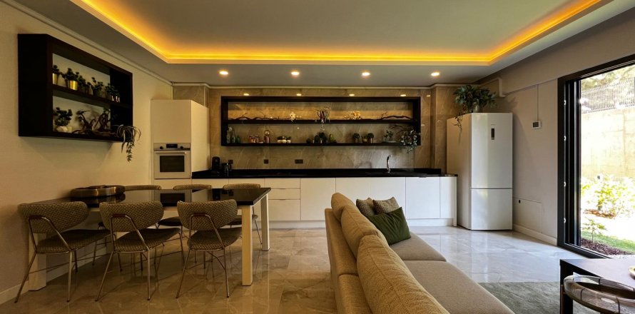 Daire 2+1 Kuşadası, Aydın, Türkiye №111363