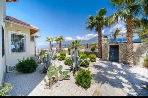 4+2 Villa i Kargicak, Alanya, Antalya, Tyrkiet Nr. 121561 - 13