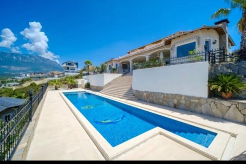4+2 Villa i Kargicak, Alanya, Antalya, Tyrkiet Nr. 121561 - 11