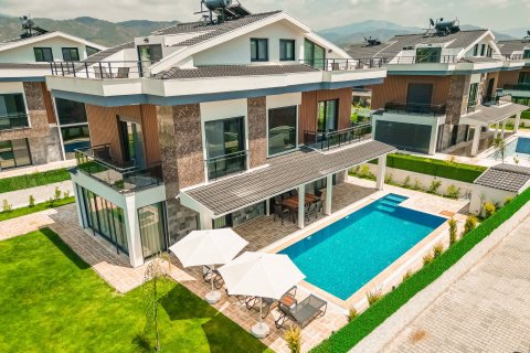 ویلا در  Fethiye ، ترکیه 4 خوابه ، 250 متر مربع.  شماره 132149 - 2