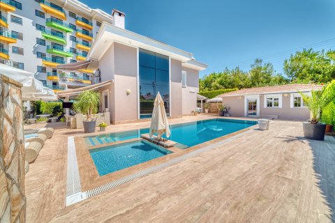 Villa for sale  in Avsallar, Antalya, Turkey, 3 bedrooms, 220m2, No. 142634 – photo 3