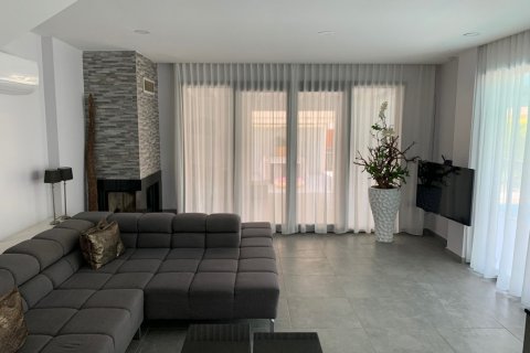 4+1 Villa  in Kusadasi, Aydin, Türkei Nr. 133320 - 8