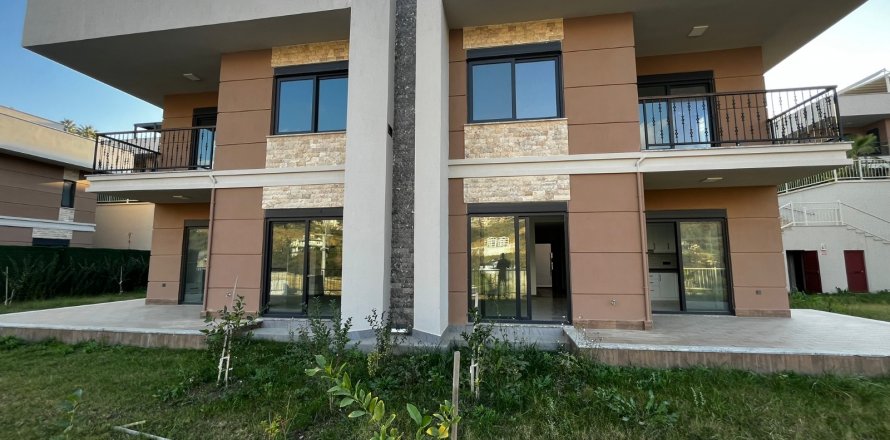 3+1 Villa  in Kargicak, Alanya, Antalya, Turkey No. 130550