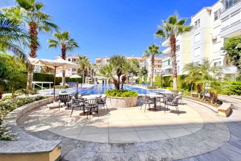 2+1 Apartment in Oba, Antalya, Turkey No. 145963