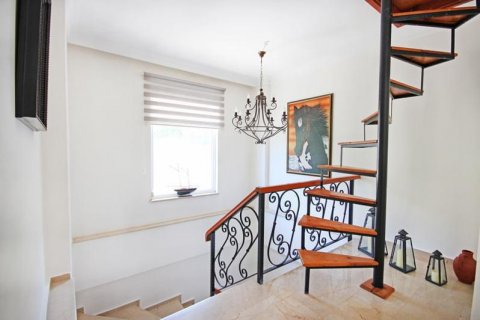 4+1 Villa  i Kestel, Antalya, Tyrkiet Nr. 113460 - 15