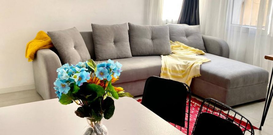 1+1 Apartment  in Tosmur, Alanya, Antalya, Turkey No. 134968