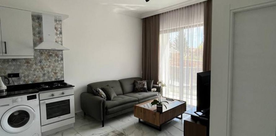 1+1 Apartment in Oba, Antalya, Turkey No. 118793