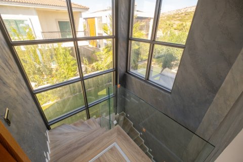 Продажа виллы  в Измире, Турция 5+1, 220м2, №143627 – фото 9