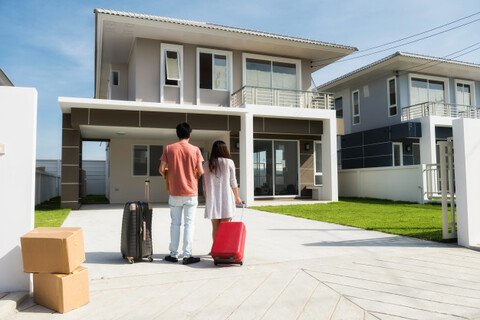 Продажи жилья за 11 месяцев снизились на 15%