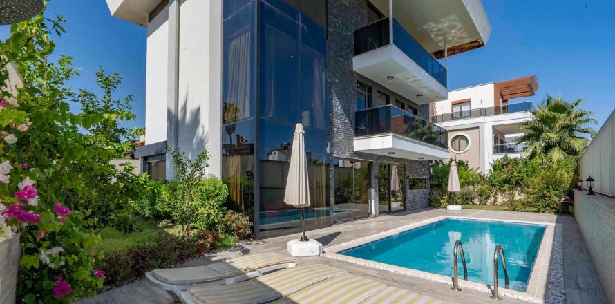 3+1 Villa in Konakli, Antalya, Turkey No. 144328