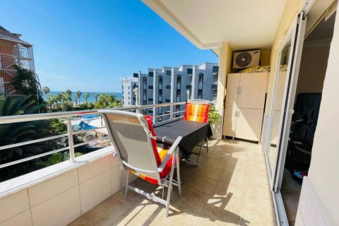 Daire  1+1  Oba, Antalya, Türkiye №130810