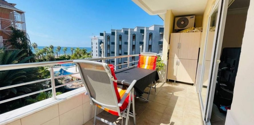 1+1 Lägenhet  i Oba, Antalya, Turkiet Nr. 130810