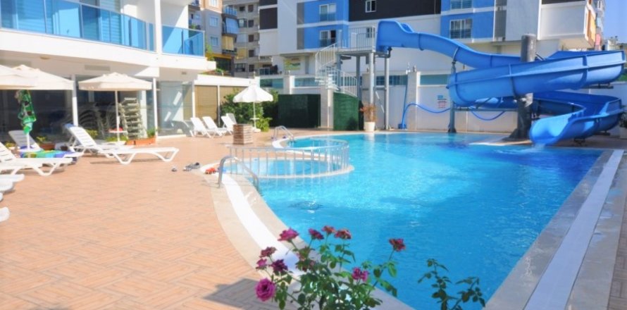 2+1 Lägenhet i Mahmutlar, Antalya, Turkiet Nr. 146096
