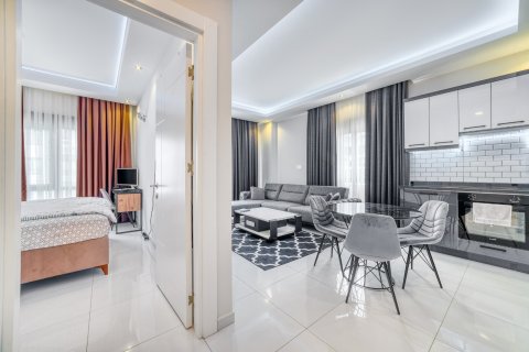 Daire  1+1  Oba, Antalya, Türkiye №117044
