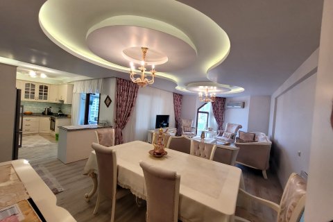 4+1 Wohnung  in Mersin, Türkei Nr. 111872 - 11