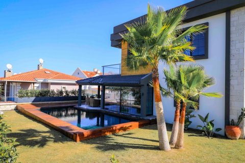 4+1 Villa i Izmir, Tyrkia Nr. 142368 - 20