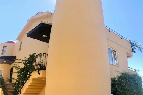 2+1 Villa i Mahmutlar, Antalya, Tyrkiet Nr. 139511 - 3