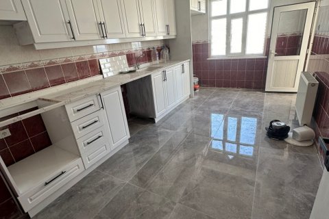 3+1 Wohnung in Mersin, Türkei Nr. 153589 - 2