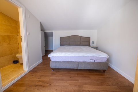 Apartment for sale in Izmir, Turkey, 3 bedrooms, 180m2, No. 144134 – photo 7