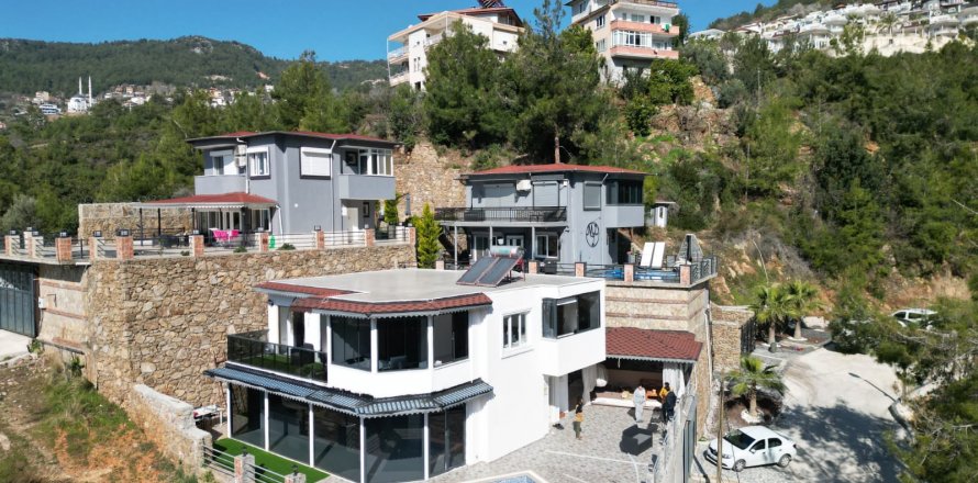 4+1 Villa  i Tepe, Alanya, Antalya, Tyrkiet Nr. 117048