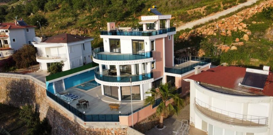 5+1 Villa  i Kestel, Antalya, Tyrkiet Nr. 131869
