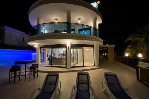 5+1 Villa  in Alanya, Antalya, Türkei Nr. 149616