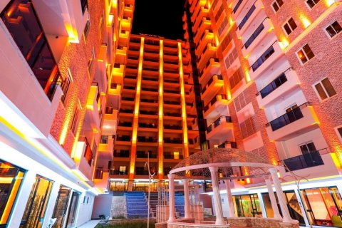 1+1 Lägenhet  i Mahmutlar, Antalya, Turkiet Nr. 120723