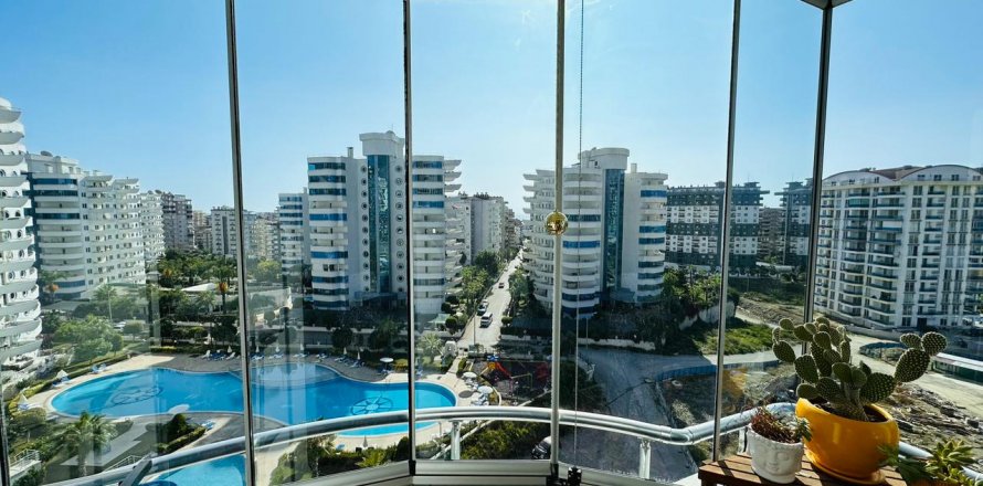 2+1 Apartment in Mahmutlar, Antalya, Turkey No. 143626