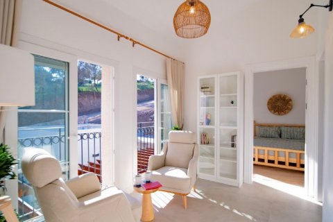 2+1 Villa  in Bodrum, Mugla, Türkei Nr. 131336 - 9