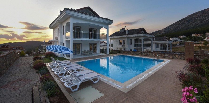 3+2 Villa  i Oludeniz, Mugla, Turkiet Nr. 193986