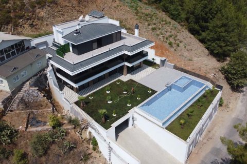 5+2 Villa  in Tepe, Alanya, Antalya, Turkey No. 147054