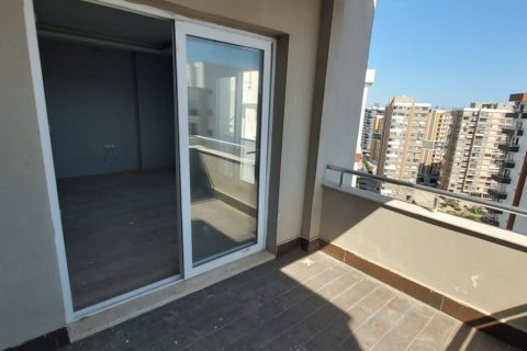 2+1 Lägenhet  i Mersin, Turkiet Nr. 140744 - 11