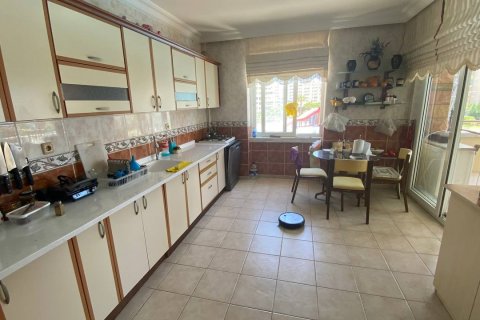 4+1 Wohnung in Mersin, Türkei Nr. 117335 - 7
