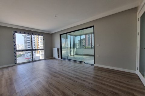 3+1 Apartment in Mersin, Turkey No. 111391