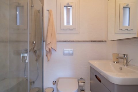 2+1 Villa  in Bodrum, Mugla, Türkei Nr. 131336 - 16