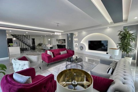 3+1 Apartment  in Kargicak, Alanya, Antalya, Turkey No. 117579