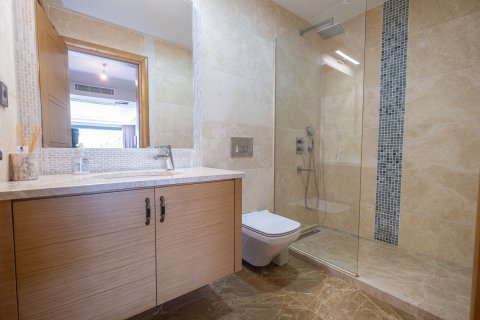 Apartment for sale in Izmir, Turkey, 3 bedrooms, 180m2, No. 144134 – photo 14
