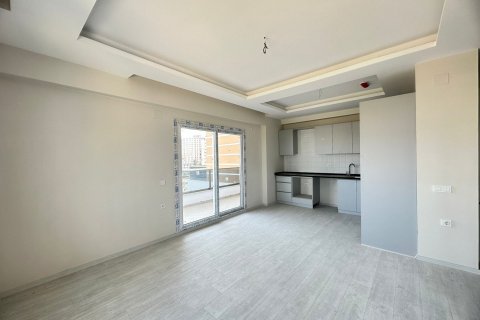1+1 Lägenhet i Mersin, Turkiet Nr. 131611 - 2