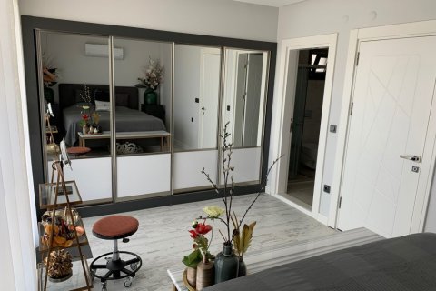 4+1 Villa  in Kusadasi, Aydin, Türkei Nr. 133320 - 10