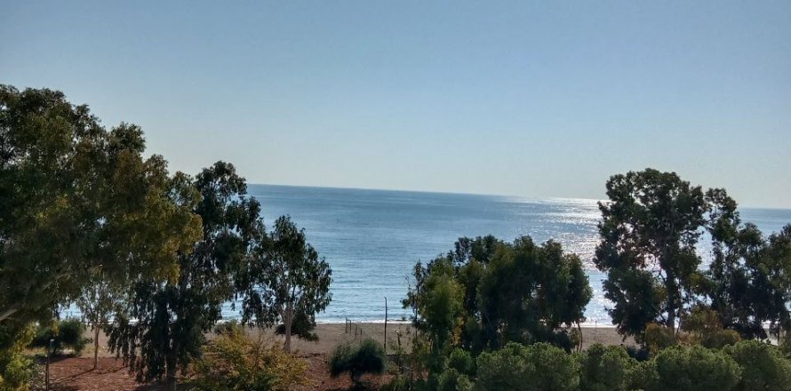 1+1 Apartment in Mersin, Turkey No. 138846
