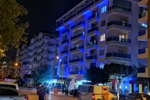 2+1 Apartment  in Mahmutlar, Antalya, Turkey No. 116261
