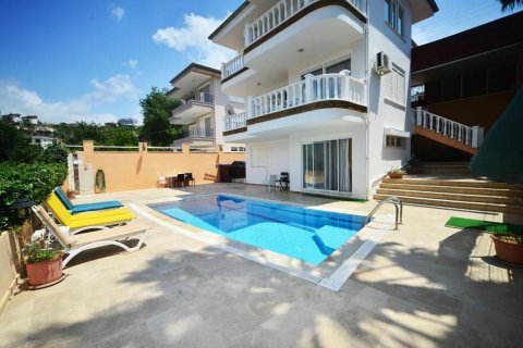 5+3 Villa  in Kargicak, Alanya, Antalya, Türkei Nr. 132162