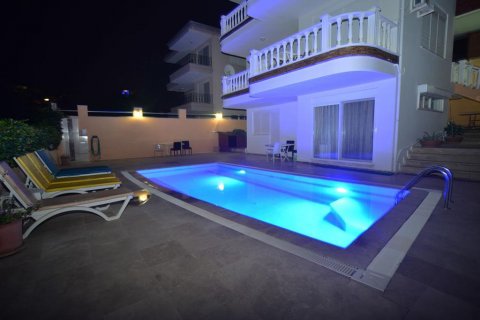 5+3 Villa i Kargicak, Alanya, Antalya, Tyrkia Nr. 132162 - 2